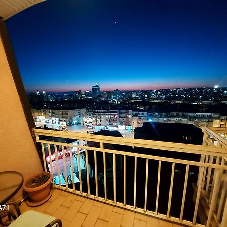 Gorgeous Apartment With City View In The City Center Priștina Exterior foto